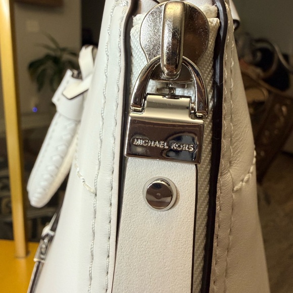 Michael Kors jet set large White Leather Tote Bag NWOT - Picture 8 of 12